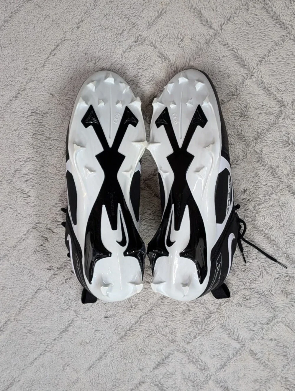 Nike Alpha Menace Pro 3 Black White Football Cleats Mens Sz 15 CT6649-001 NEW